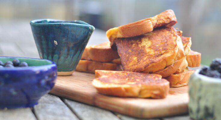 Vegane Frühstücksrezepte: French Toast (Quelle: unsplash.com)