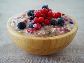 Günstige vegane Rezepte / Porridge (Quelle: Pixabay.com)