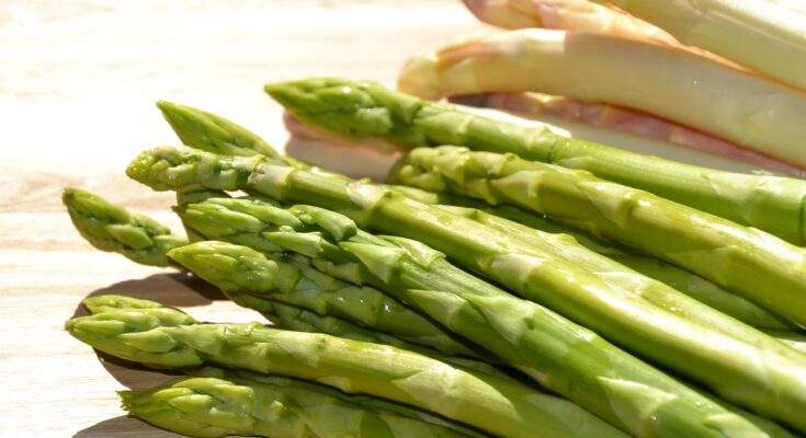 Pfannenauflauf mit Spargel